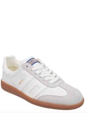 All white Back 70 Cloud 2505 Sneaker